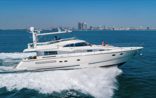 64Ft Fairline MAXIMUS