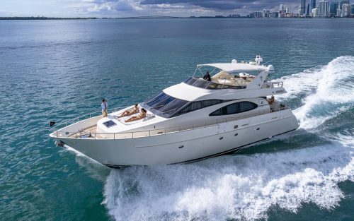 Azimut Salt Shaker